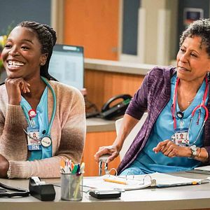 Bilder Bob Hearts Abishola