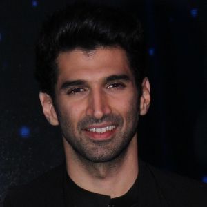 Bilder Aditya Roy Kapoor