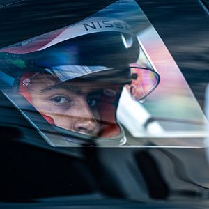 Bilder Archie Madekwe