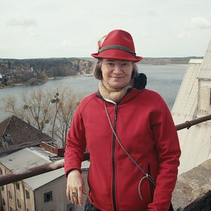 Bilder Frauen in Landschaften