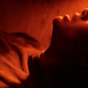 Bilder It Lives Inside