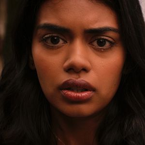 Bilder It Lives Inside