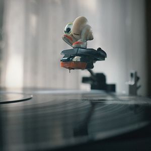 Bilder Marcel The Shell With Shoes On