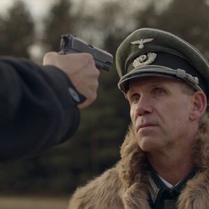 Bilder Betrayal - Zwischen den Fronten