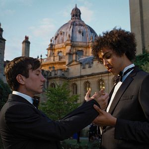 Bilder Archie Madekwe