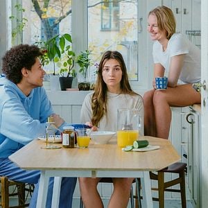 Bilder About Saturday