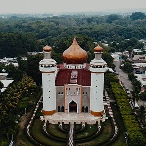Bilder Die dunkle Seite der Kirche La Luz del Mundo