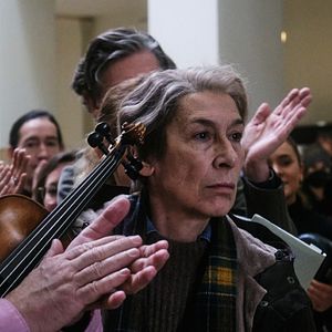 Bilder Adele Neuhauser