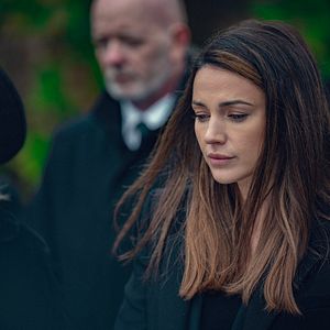 Bilder In ewiger Schuld