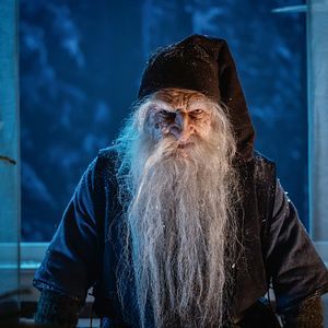 Bilder There's Something In The Barn