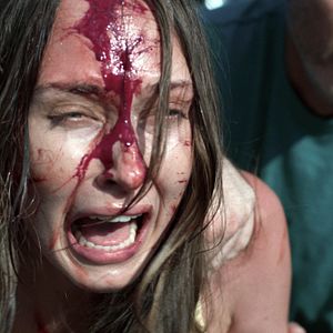 Bilder Godless - Der Exorzismus der Lara Levonde