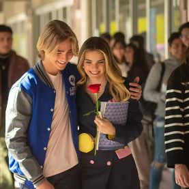 Bilder Cindy La Regia: La Serie