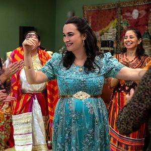 Bilder Adila Bendimerad