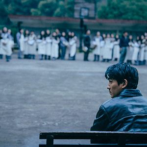 Bilder Only The River Flows