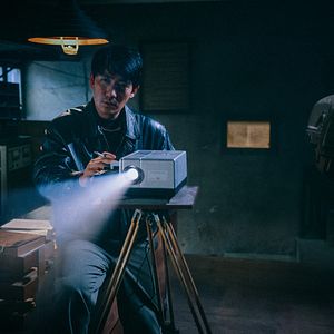 Bilder Only The River Flows