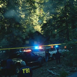 Bilder Off The Grid - Wie weit würdest du gehen?