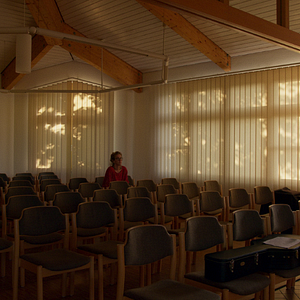 Bilder Zwischen uns Gott