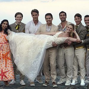 Bilder Virginia Gardner