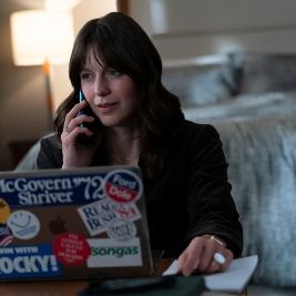 Bilder The Girls On The Bus