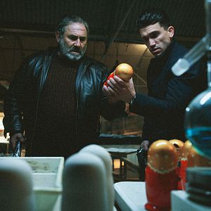 Bilder Mit eiserner Hand