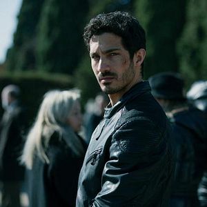 Bilder Mit eiserner Hand