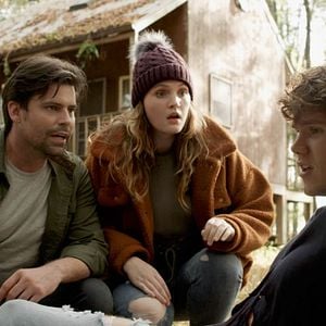 Bilder The Legend Of Lake Hollow