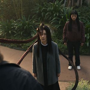 Bilder Parasyte: The Grey