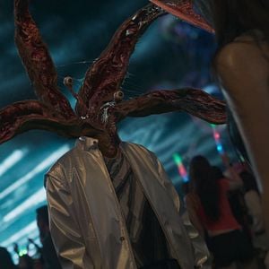 Bilder Parasyte: The Grey