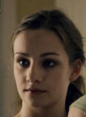 Karoline Teska FILMSTARTS de
