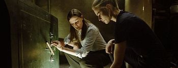 Eingesperrt in einem Tresor – mit nur noch 40 Minuten Luft zum Atmen: Filmkritik zum Psychothriller "Unsafe"