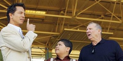 Poster der Serie Egg Drop