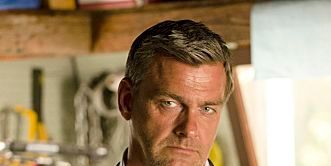 Poster der Serie Auf Schritt und Tritt