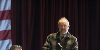 Poster der Serie Loose Ends