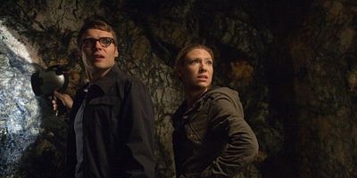 Poster der Serie Alone In The World