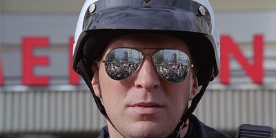 Poster der Serie Tag der Anfälle