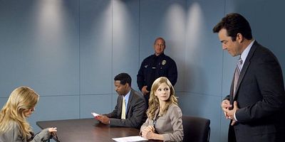 Poster der Serie Relative Matters