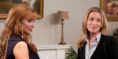 Poster der Serie Communication Breakdown