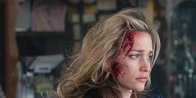 Poster der Serie Hang on to Yourself