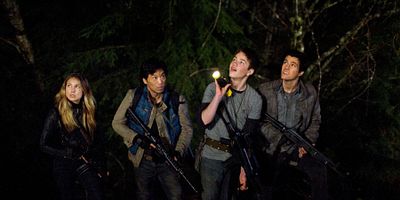 Poster der Serie Shall We Gather at the River