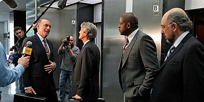 Poster der Serie Die Zeit ist jetzt