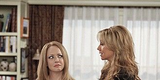 Poster der Serie Liz Moves In