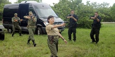 Poster der Serie Angels in Chains