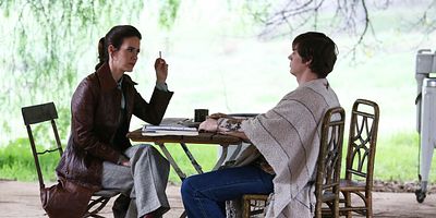 Poster der Serie Madness Ends