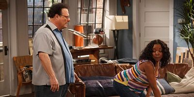 Poster der Serie How Holly Got Her Groove Back