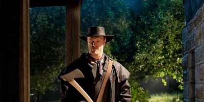 Poster der Serie Real Estate