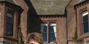 Poster der Serie House of Hello