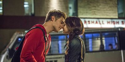 Poster der Serie And Left No Friendly Drop