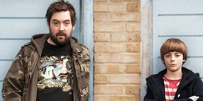 Poster der Serie Mind the Cracks