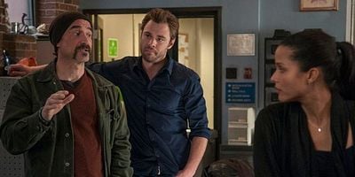 Poster der Serie Turn the Light Off