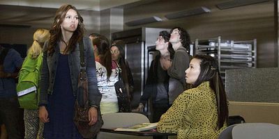 Poster der Serie What Storm Is This That Blows So Contrary